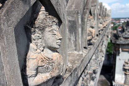 Exterior Decoration at the top of the Patuxai